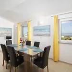 4 Bedroom Renata Near Porec