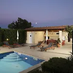 Villa 4 Bedroom Renata Near Porec *