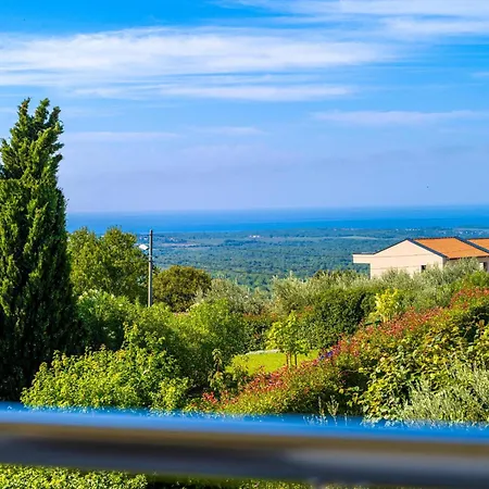 Vila 4 Bedroom Renata Near Porec *
