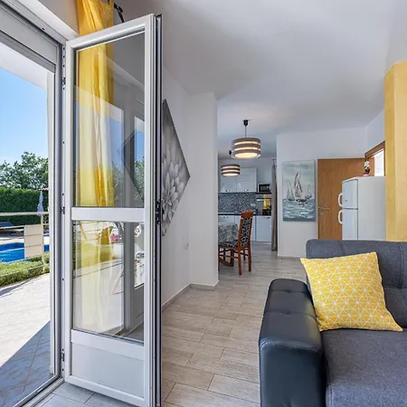 4 Bedroom Renata Near Porec *