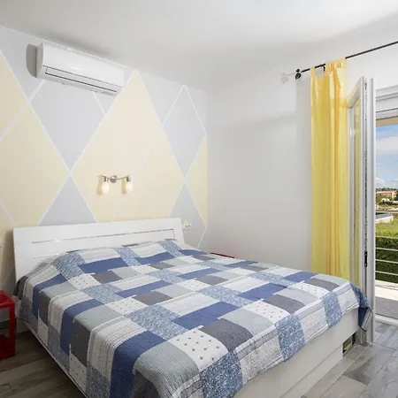 4 Bedroom Renata Near Porec *