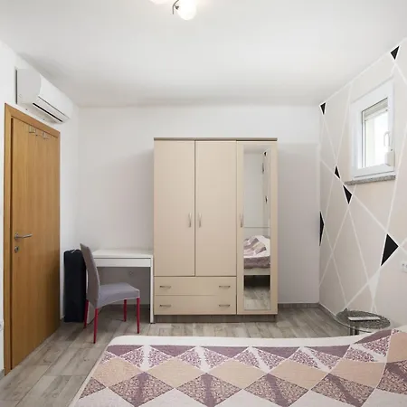 4 Bedroom Renata Near Porec